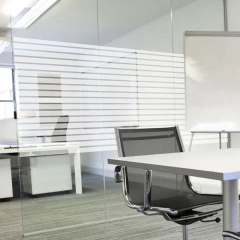 Milchglasfolie mit Streifen horizontal