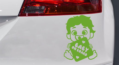 Junge mit Schnuller Baby on Board Autoaufkleber