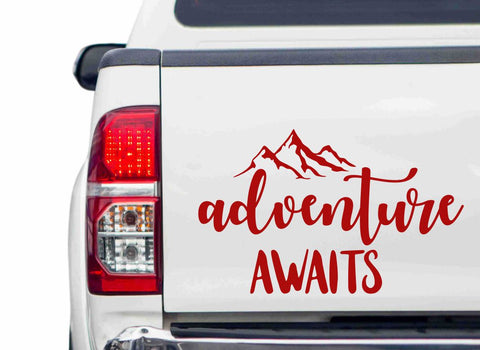 Berge Adventure Awaits Autoaufkleber