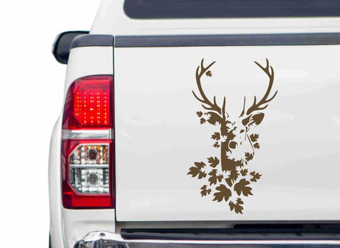 Hirsch mit Ahornblätter Autoaufkleber