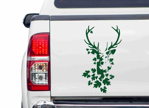 Hirsch mit Ahornblätter Autoaufkleber