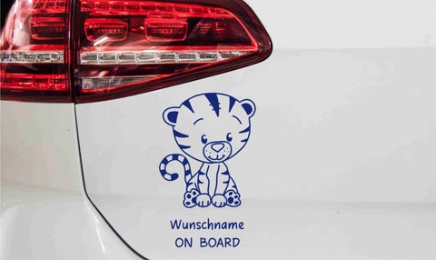 autoaufkleber-kleiner-baby-tiger-mit-wunschnamen-blau