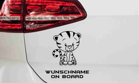 autoaufkleber-kleiner-baby-tiger-mit-wunschnamen-schwarz