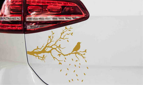 Vogel auf dem Ast Autoaufkleber